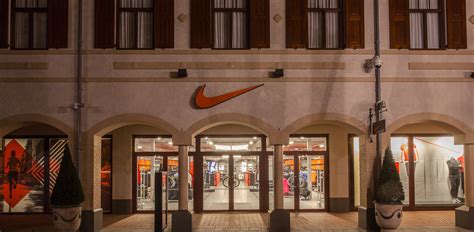 nike outlet holland roermond|nike mcarthurglen roermond.